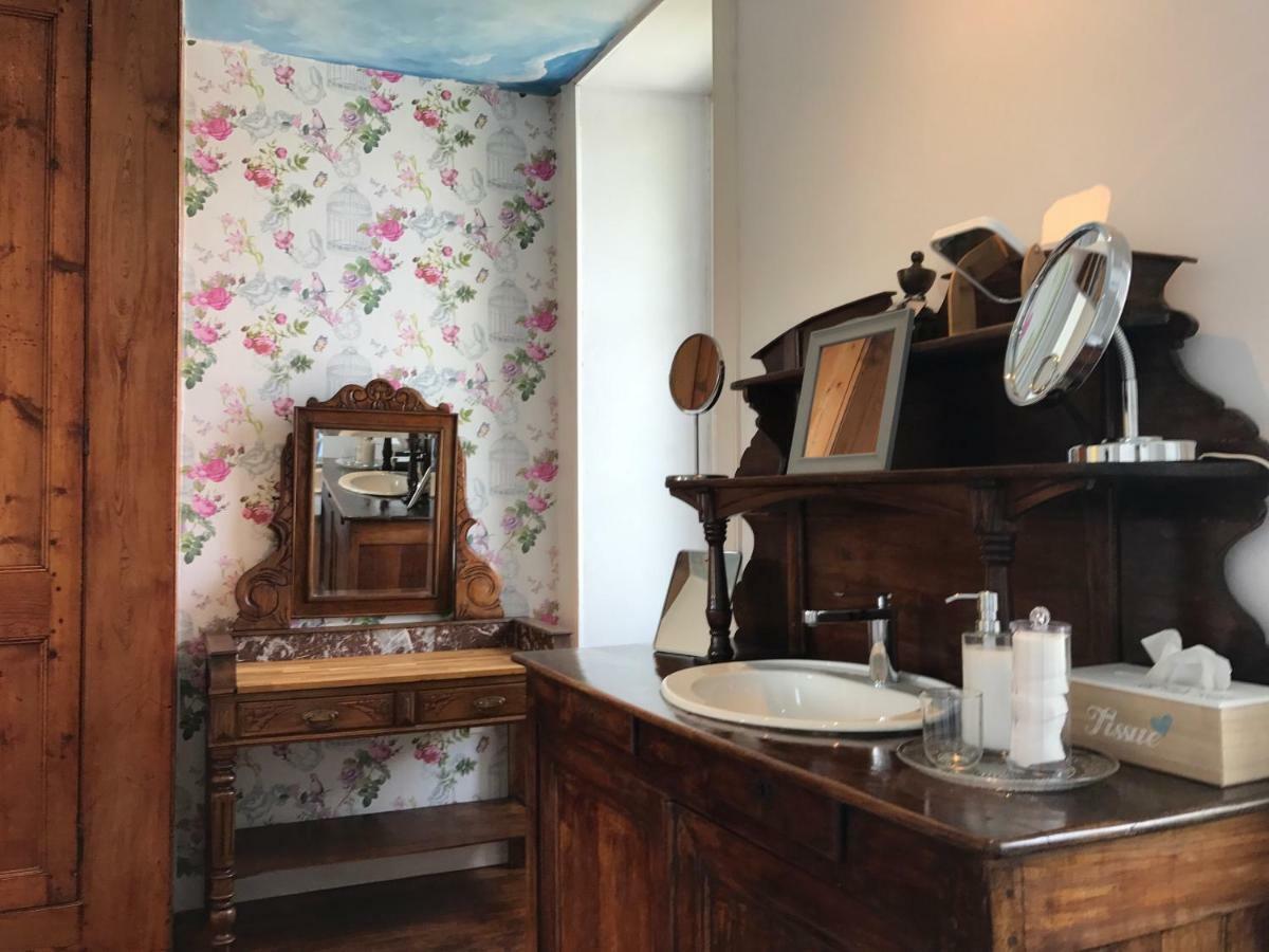 L'Ermitage Bed & Breakfast แซ็ง-วา-ลา-อูเก ภายนอก รูปภาพ
