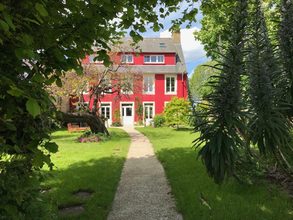 L'Ermitage Bed & Breakfast แซ็ง-วา-ลา-อูเก ภายนอก รูปภาพ